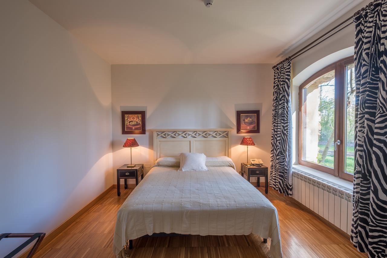 Hotel El Molino De Salinas Салинас-де-Писуэрга Экстерьер фото