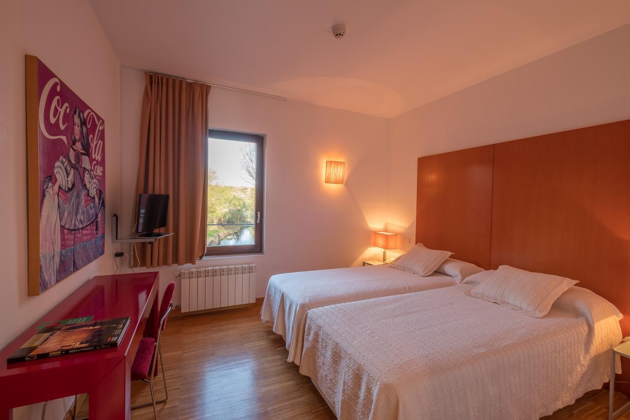 Hotel El Molino De Salinas Салинас-де-Писуэрга Экстерьер фото